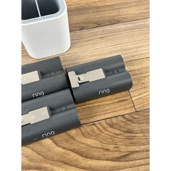 RING Charging Station only for Quick Release Battery Pack 5AT3S6 W/ 3 BATTERIES - Picture 11 of 12